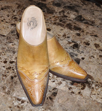 Charlie 1Horse Western Mules