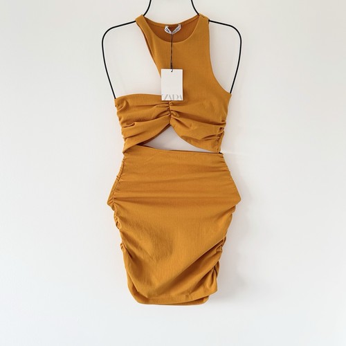 Zara mustard cut out - out, mini