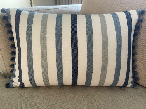 Laura ashley arlo - ,