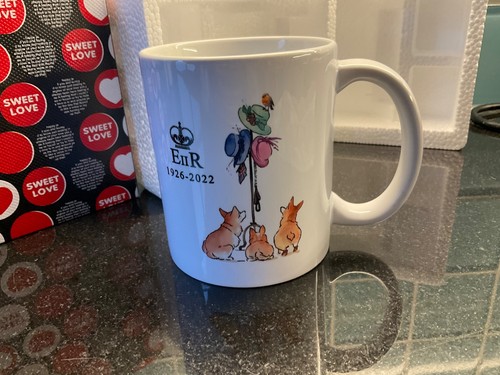 Queen elizabeth corgi dogs - elizabeth,