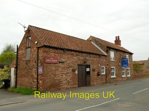 Photo pub the grey horse - photo,