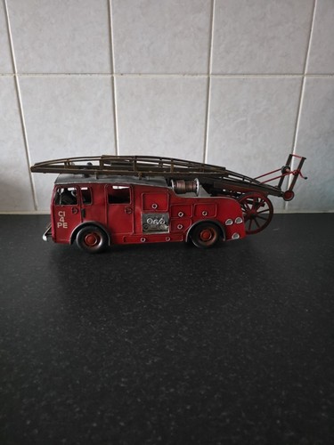 Vintage metal and tin plate - metal,