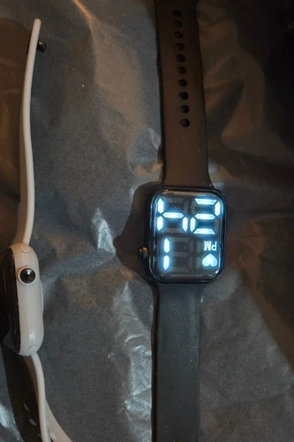 Black square digital watch - black,