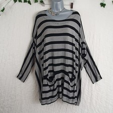 Masai Black White Stripe
