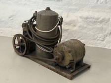 Vintage DEVILBISS AEROGRAPH Spray Finishing Compressor