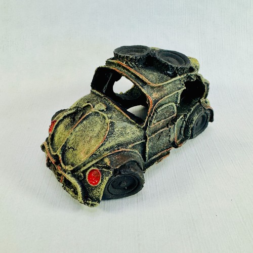 Car wreck aquarium decoration - wreck,