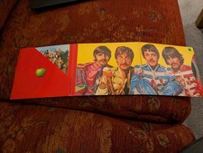 Sgt. Pepper's Lonely Hearts Club Band by The Beatles (CD, 2009)