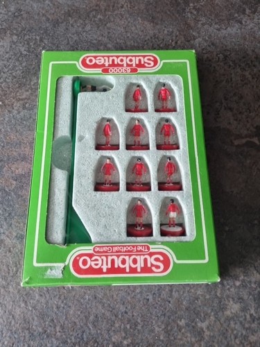 Subbuteo 63000 team 663 - ,