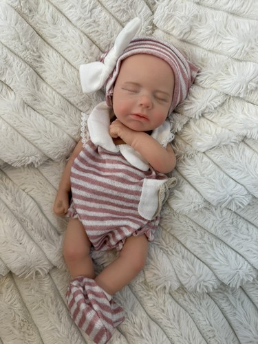 Reborn preemie asleep full - asleep,