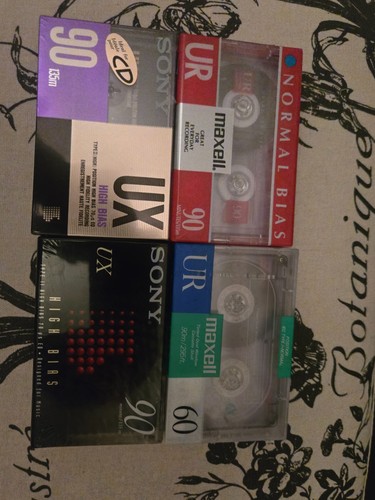 Blank cassette tapes maxell - blank,