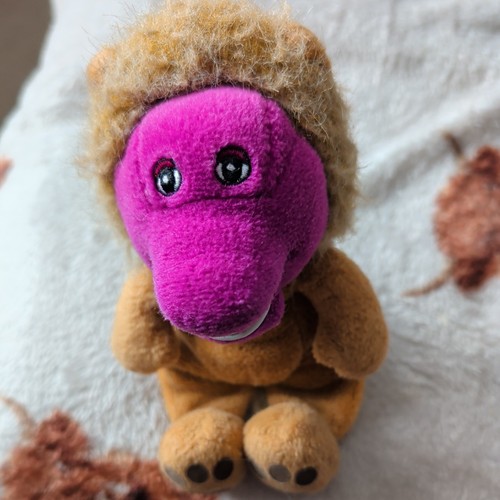 Barney the dinosaur lion - the,