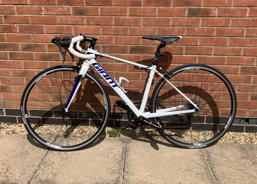 Giant defy small road - 4, bike