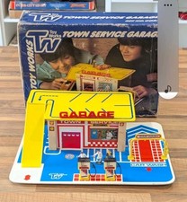 Toy Works Of Barnstaple 1960s Service Station.  Excellent In Good Box.