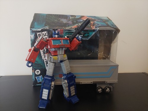 Transformers earthrise optimus - transformers,