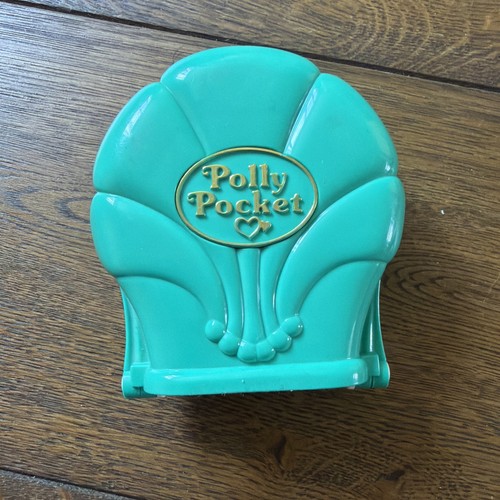 Polly pocket splash slide - splash, n