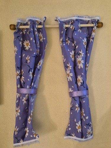 Long dolls house - long, curtains