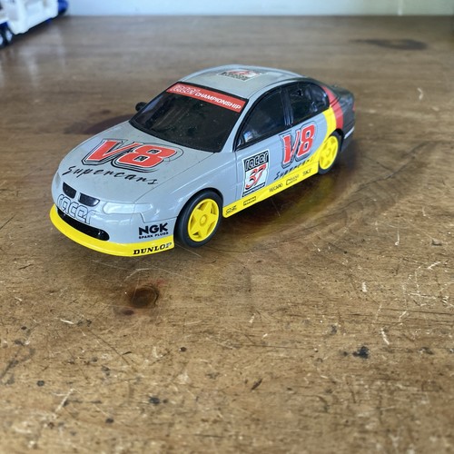 Scalextric c2626 holden - scalextric,