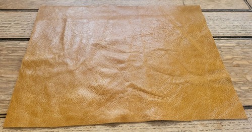 Tan 100 crest leather 40x30cm - tan,
