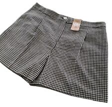 Tu Size 18 Dogtooth Shorts