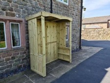 Medium Wooden Garden Poly