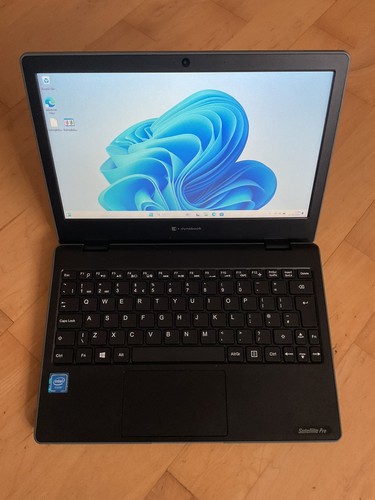 Dynabook satellite pro - dynabook,