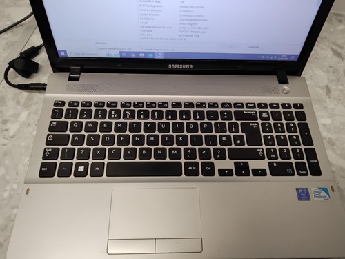 Samsung 300ev5 laptop - np,