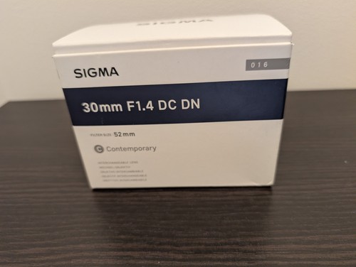 Sigma 30mm dc dn - sigma, f1.4