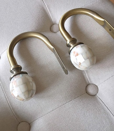Pair vtg curtain - pair,