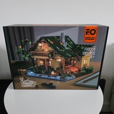 Lumibricks Funwhole Lakeside