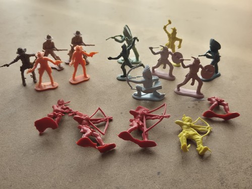 Vintage retro cowboys and - /retro,