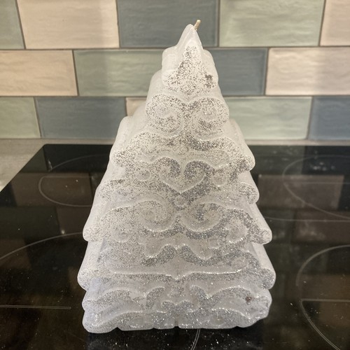 White sparkly christmas tree - white,