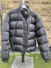 Vintage Women’s Mountain Hardwear Down Puffer Jacket Black Size L-XL