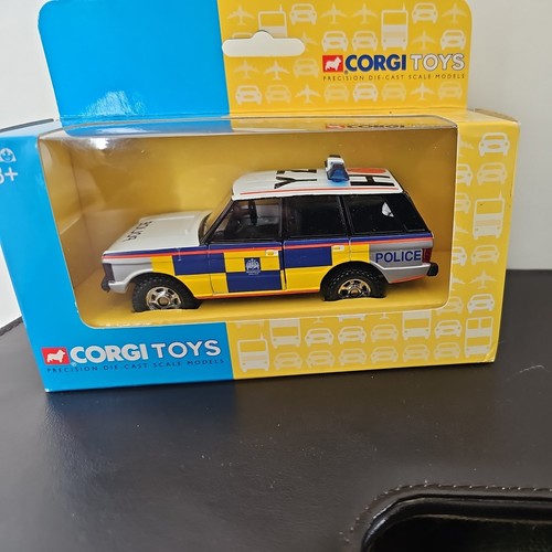 Corgi ty82807 police - ty82807, range