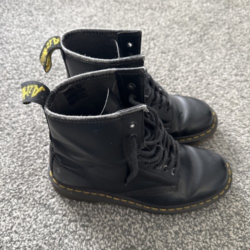 Martens boots size 6 uk - martens,