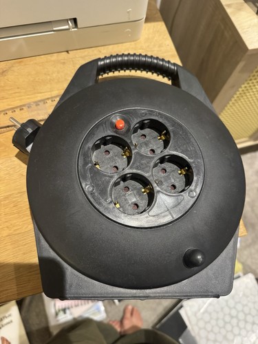 Retractable cable reel - cable,