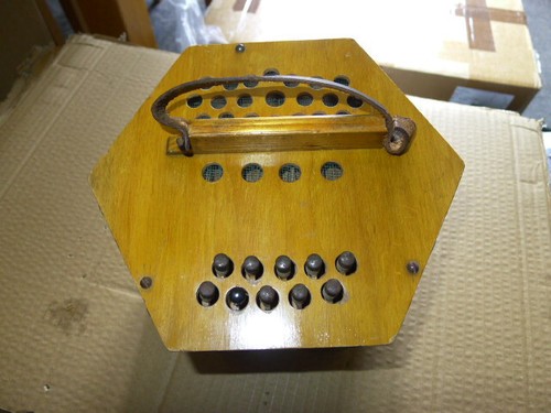 German anglo button 7 - , 7"