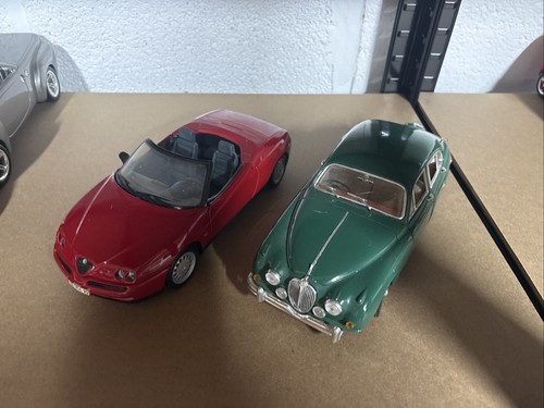 Diecast model cars - x, 1:18