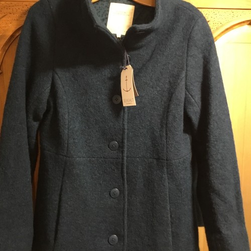 Dark green teal - dark,
