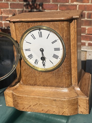 Vtg mantel clock wooden - vtg,