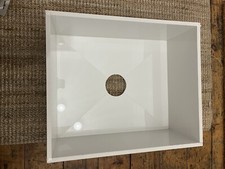 Bespoke tilles sink - tilles,