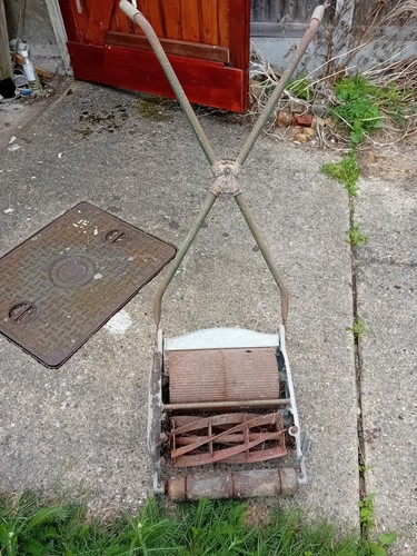 Now reduced vintage ransomes - now,