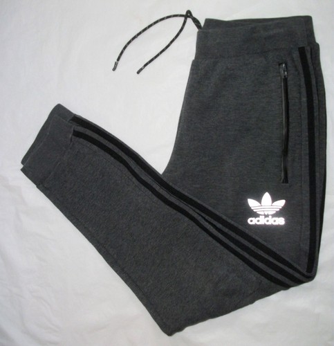 Adidas originals trefoil - adidas,