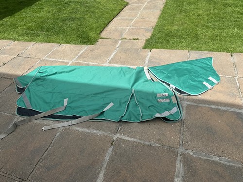 Swish equestrian 200g turnout - 200g,