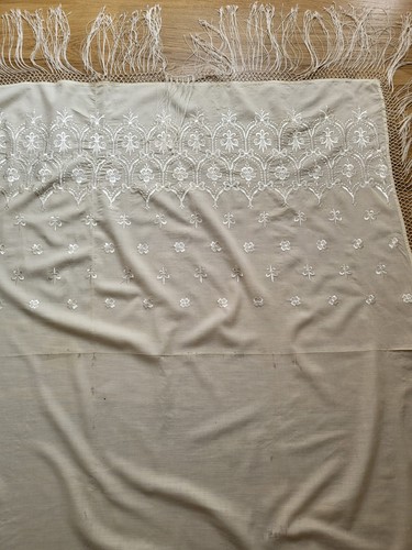 Vintage wool shawl piano - vintage,