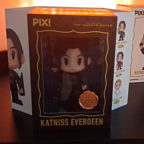 Thrilljoy pix katniss - pix!!,
