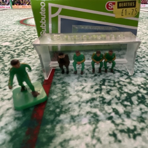 Subbuteo football accessories - football,