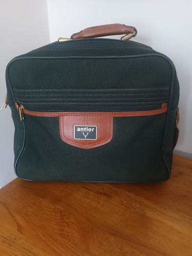 Vintage antler green tan - &,