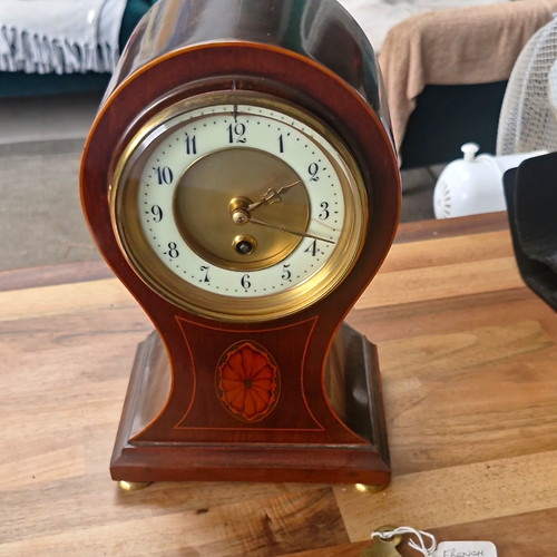 French style mantle clock - , sold