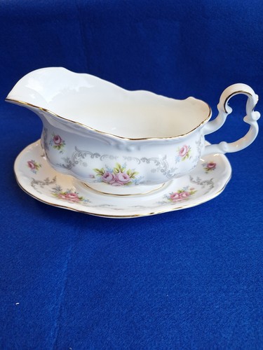 Sauce gravy boat - /,