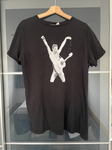 Freddie mercury official merch - mercury,